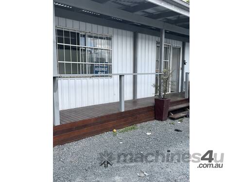 Site Offices - Toilets and shower