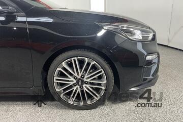 Kia 2021   Cerato GT Petrol
