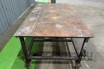 Metal Work Bench With Wheels