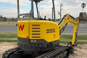 Wacker Neuson EZ25 - 2.5 Tracked Zero Tail Excavator with QH bucket ripper kit