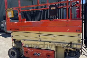   JLG 2032ES Electric Scissor Lift