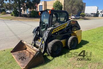 Skid Steer New Holland L218 2016 Bucket+back hoe attachment A/C Cab 2310hrs