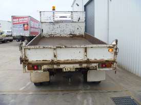 1992 Mitsubishi FH100 Tipper - picture2' - Click to enlarge