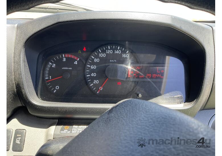 2017 Hino 917   4x2 Pantech