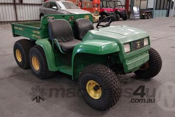 John Deere   Gator