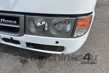 Mitsubishi 2016   Rosa Bus