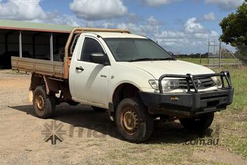 Mitsubishi 2014   TRITON UTE
