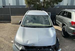 2016 Mitsubishi Outlander XLS Petrol ** TOW ONLY RECOMMENDED ** (WOVR - Repairable Write Off)