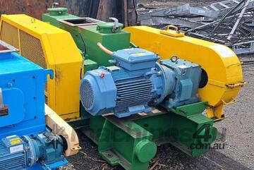 2019 Maekawa Kogyosho Coal Crusher