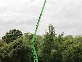 HR21 4x4 Self Propelled Boom Lift - picture0' - Click to enlarge