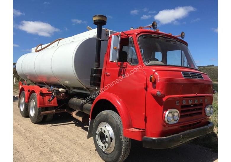 caption COMMER 1968 RESTORED WORKING WATER 6V53 BOGIE