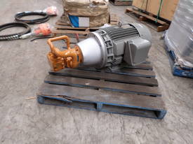 Toshiba TSH01 Electric Motor 415V and 30 KW - picture2' - Click to enlarge
