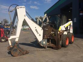 BOBCAT SKID STEER BACKHOE ATTACHMENT  D675 - picture0' - Click to enlarge
