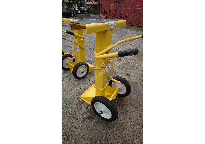 Used rite hite TS 2000 Truck Body Parts in PRESTON, VIC