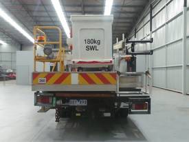 2005 Isuzu FRR 550 EWP - picture2' - Click to enlarge