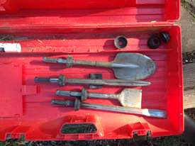 Hilti electric jack hammer TV 1000-AVR - picture0' - Click to enlarge