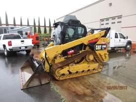 2015 CAT Skid Steer TRACK LOADER - Only 485 Hours   - picture0' - Click to enlarge