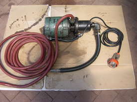 GMF MONO OIL SUCTION PUMP, 415 Volt - picture0' - Click to enlarge