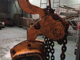 Chain Hoist Block and Tackle 10 ton x 3 mtr Drop PWB Anchor Lifting Crane PWB Anchor - picture1' - Click to enlarge