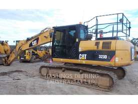 CATERPILLAR 323DL Track Excavators - picture0' - Click to enlarge