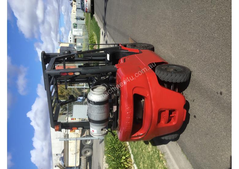 caption Nissan dual fuel 2.5