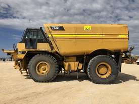 CAT 773D Water Truck - picture2' - Click to enlarge