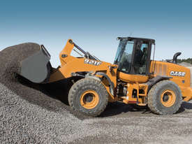 CASE 921F WHEEL LOADERS - picture2' - Click to enlarge