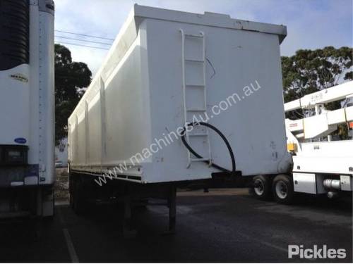 2007 Tip Trailers R Us St3