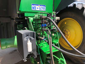 John Deere 8285R FWA/4WD Tractor - picture2' - Click to enlarge