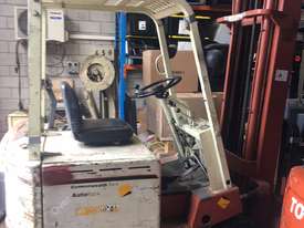Electric Forklift 4 wheel  - picture1' - Click to enlarge