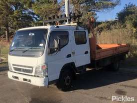 2009 Mitsubishi Canter 7/800 - picture2' - Click to enlarge