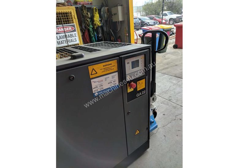 caption Atlas Copco Compressor