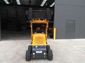 Hysoon mini digger pallet Forks - picture1' - Click to enlarge