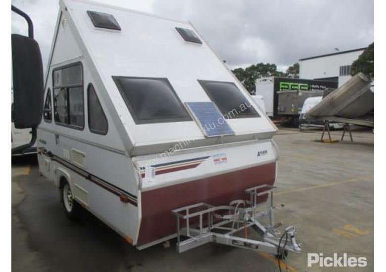 avans for sale queensland