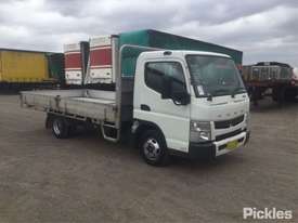 2014 Mitsubishi Canter FE 515 - picture0' - Click to enlarge