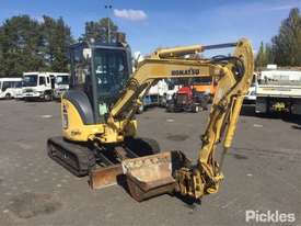Komatsu PC35MR-2 - picture0' - Click to enlarge