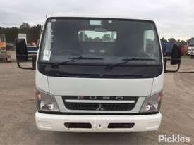 2009 Mitsubishi Canter Fuso - picture1' - Click to enlarge