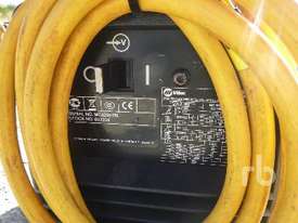 MILLER ELECTRIC MAXSTAR 200DX Welder - picture1' - Click to enlarge