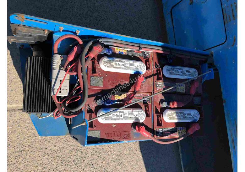 caption SCISSOR LIFT GENIE 26FT USED - GS2646