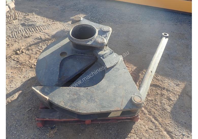 caption Wood Shear Attachment to Suit 30 Ton Excavator