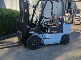 Used Utilev  2.5 tonne LPG/Petrol  Container Mast Forklift  - picture0' - Click to enlarge