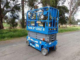 Genie GS1932 Scissor Lift Access & Height Safety - picture0' - Click to enlarge