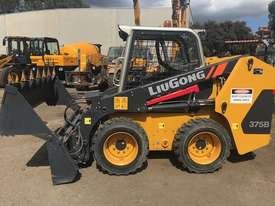 2017 LiuGong 375B Skid Steer Loader - Low Hours - picture0' - Click to enlarge