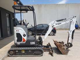 USED 2016 BOBCAT E20 2.T EXCAVATOR + BUCKETS - picture0' - Click to enlarge