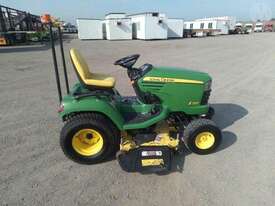 John Deere X740 - picture0' - Click to enlarge