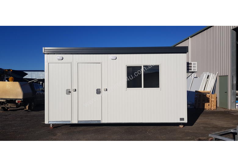 caption Portable Office