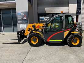 Used Dieci 25.6 Telehandler For Sale with Pallet Forks - picture0' - Click to enlarge