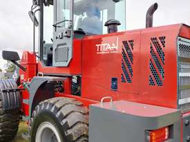 Titan TL35 Wheel Loader with Rippers - picture2' - Click to enlarge