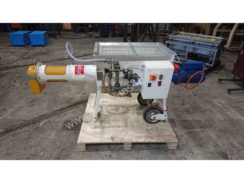 Continuous mixer for grout and mortar