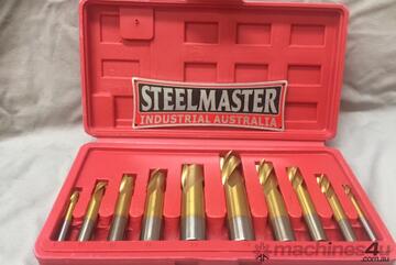 End Mill & Slot Drill Set: 10 Piece 2 & 4 Flute. Quality TiN Cutters.